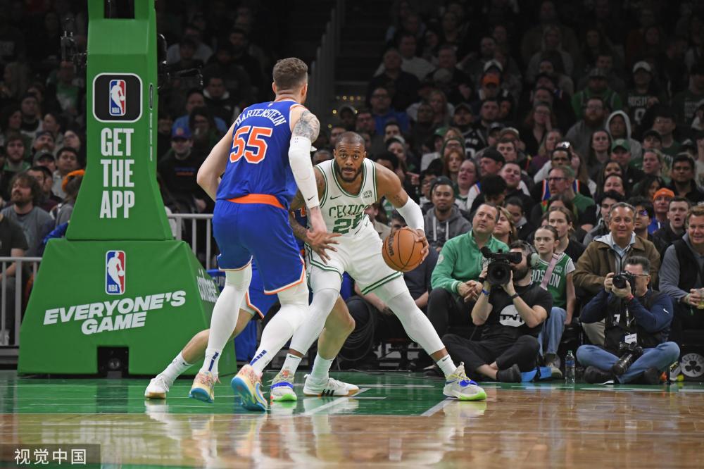 他对自己团 他对自己团