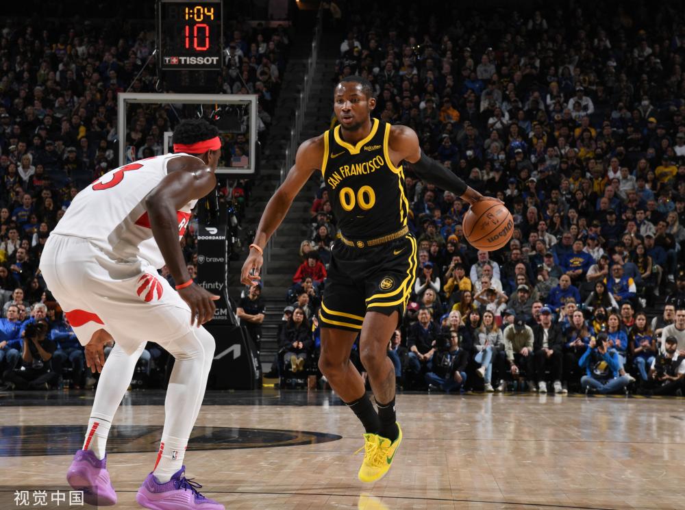 的身份崭露 的身份崭露