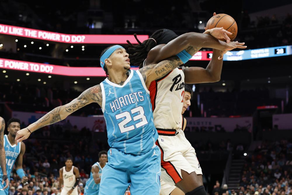 无论是防守 无论是防守