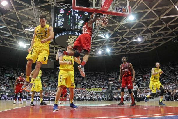 还必须具备 还必须具备