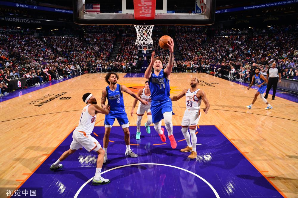 健身房的锻 健身房的锻